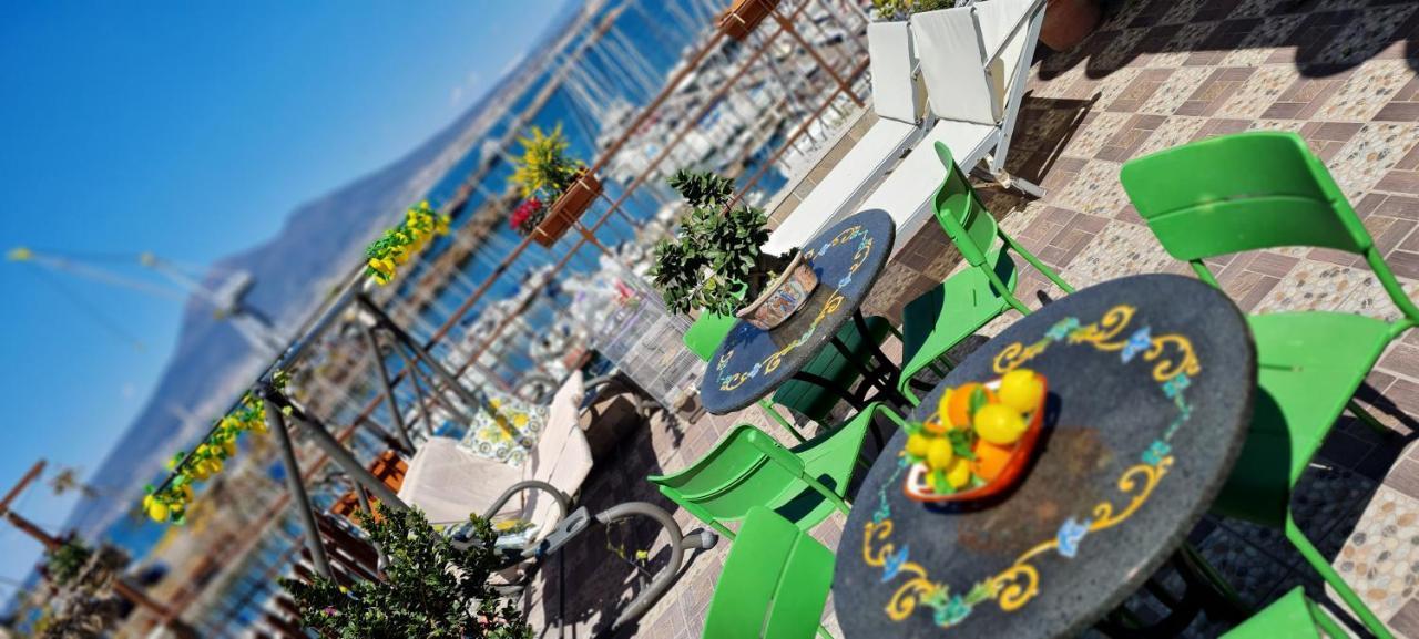 Siriana Open Space Castellammare di Stabia Eksteriør bilde